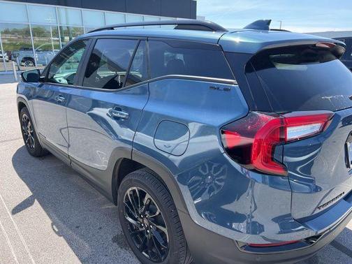 Downpour Metallic 2024 GMC Terrain SLE