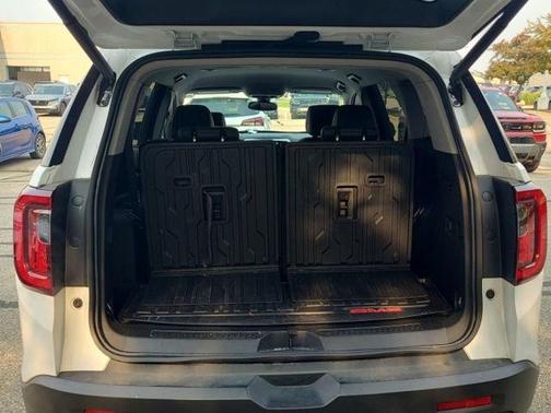 2023 GMC Acadia FWD SLT