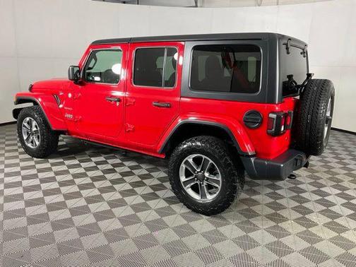 Firecracker Red Clearcoat 2019 Jeep Wrangler Unlimited Sahara
