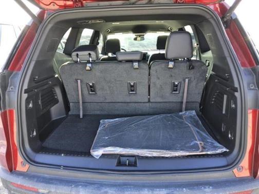 2024 GMC Acadia AWD AT4