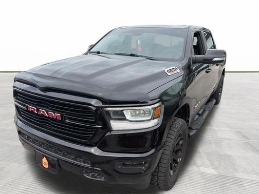 Diamond Black Crystal Pearlcoat 2019 RAM 1500 Big Horn