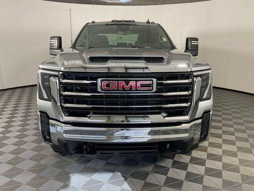 2025 GMC Sierra 2500 SLE