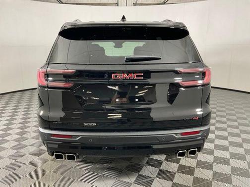 2026 GMC Acadia AWD AT4