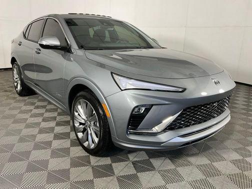 Moonstone Gray Metallic 2025 Buick Envista Avenir FWD