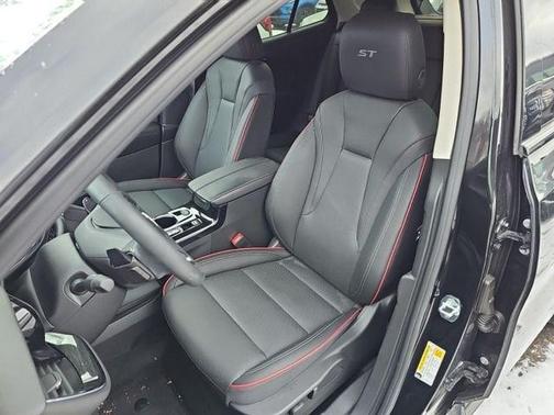 2023 Buick Envision Essence AWD