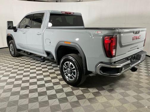 2025 GMC Sierra 2500 SLE