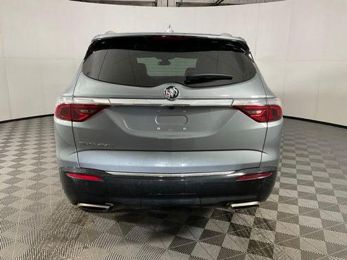2024 Buick Enclave Essence FWD