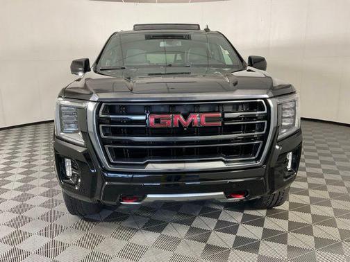 2021 GMC Yukon XL 4WD AT4