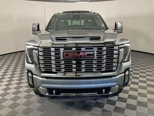 2024 GMC Sierra 2500 Denali