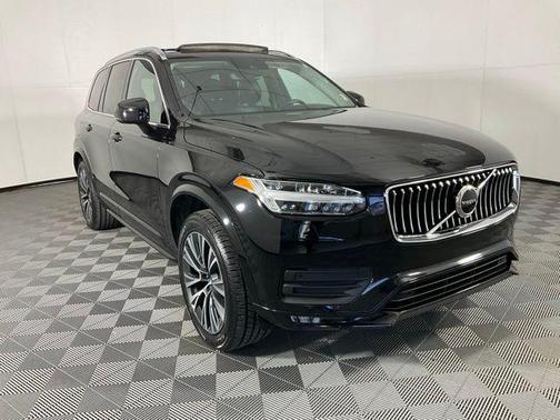 2021 Volvo XC90 T5 Momentum