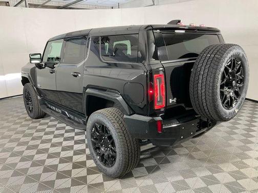 2026 GMC HUMMER EV SUV 2X