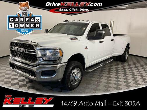 2024 RAM 3500 Tradesman Crew Cab 4x4 8' Box