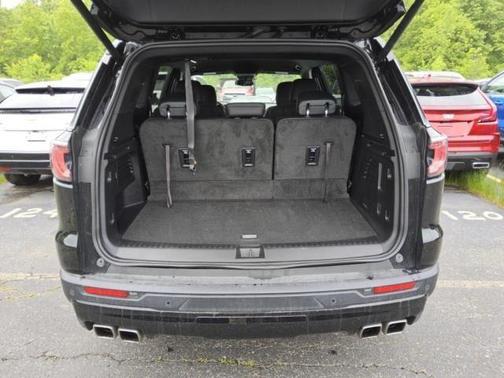 2024 GMC Acadia AWD AT4