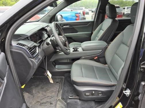 2024 GMC Acadia AWD AT4