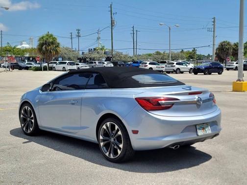 Flip Chip Silver Metallic 2017 Buick Cascada Premium