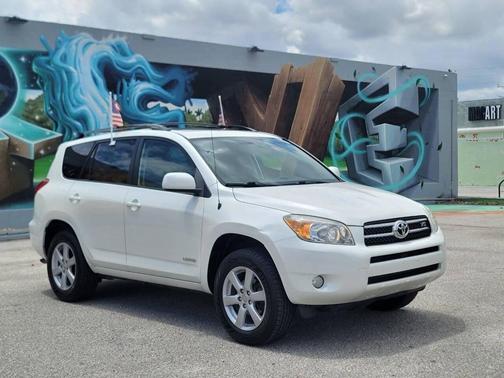 Blizzard Pearl 2006 Toyota RAV4 Limited