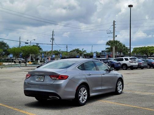 Billet Silver Metallic Clearcoat 2015 Chrysler 200 Limited