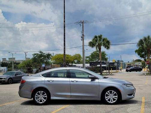 Billet Silver Metallic Clearcoat 2015 Chrysler 200 Limited