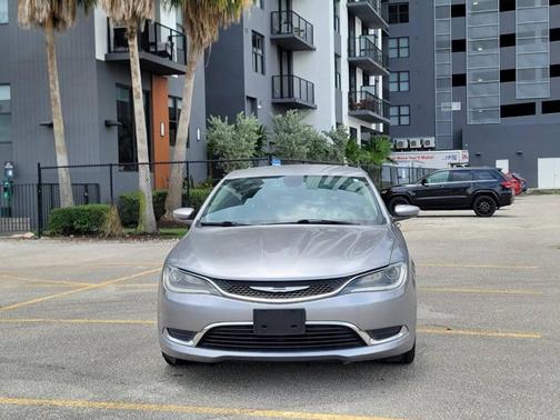 Billet Silver Metallic Clearcoat 2015 Chrysler 200 Limited