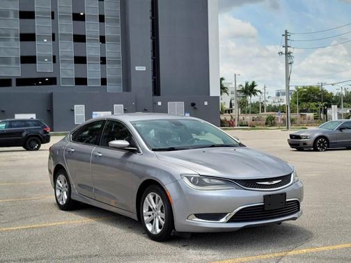 Billet Silver Metallic Clearcoat 2015 Chrysler 200 Limited