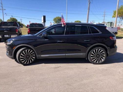 2019 Lincoln Nautilus Black Label