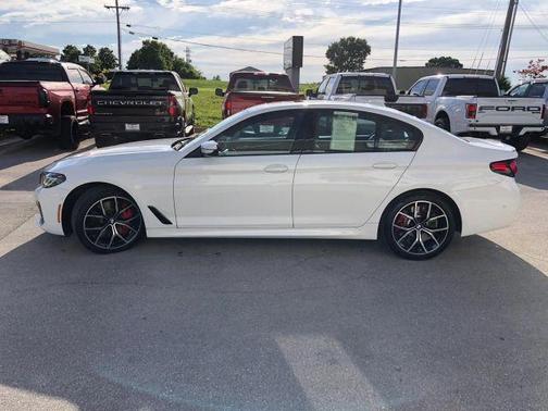 White 2023 BMW 540 i xDrive
