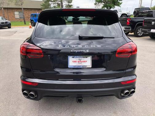 2017 Porsche Cayenne S