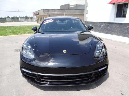2020 Porsche Panamera E-Hybrid 4