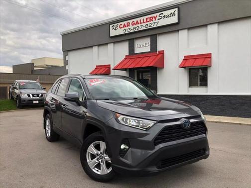 2021 Toyota RAV4 Hybrid XLE
