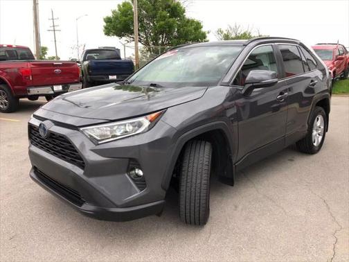 2021 Toyota RAV4 Hybrid XLE