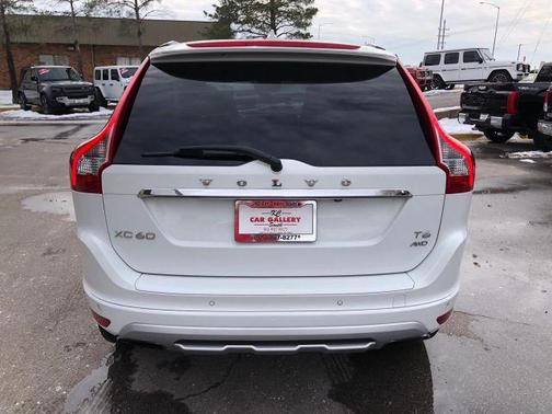 2017 Volvo XC60 T6 Dynamic