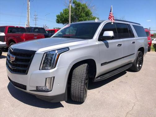 2020 Cadillac Escalade ESV Luxury
