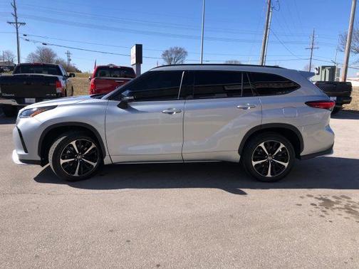 2021 Toyota Highlander XSE