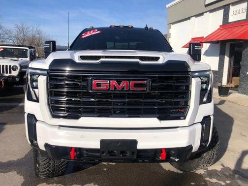 2024 GMC Sierra 2500 AT4