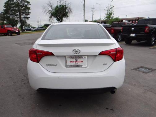2017 Toyota Corolla SE