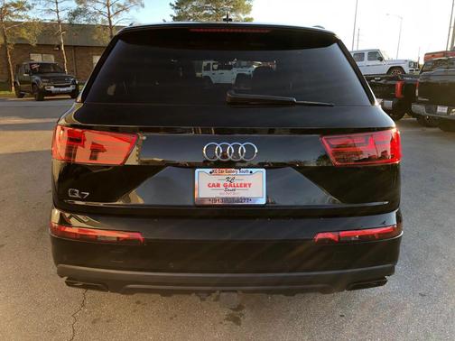 2019 Audi Q7 55 Prestige