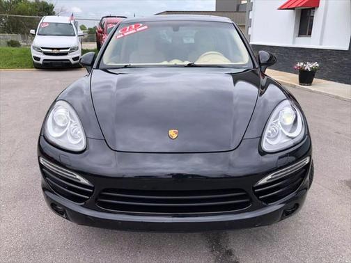2013 Porsche Cayenne Base