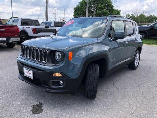 Gray 2018 Jeep Renegade Latitude