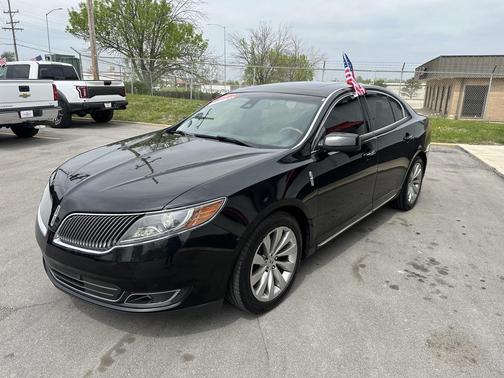 2015 Lincoln MKS Base