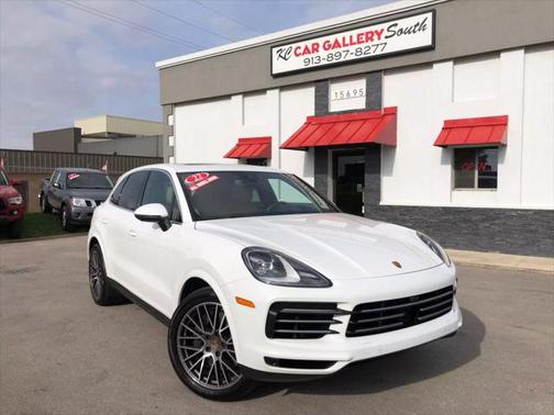 2022 Porsche Cayenne Platinum Edition