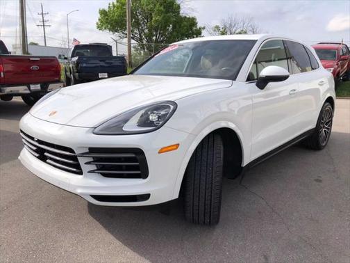 2022 Porsche Cayenne Platinum Edition
