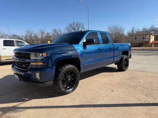 2017 Chevrolet Silverado 1500 2LT