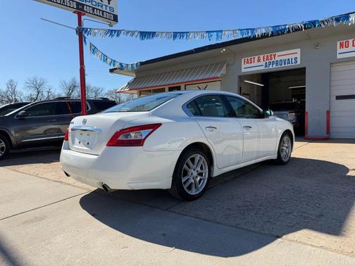 2011 Nissan Maxima S