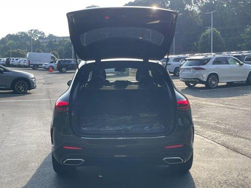 2025 Mercedes-Benz GLC 350e Base 4MATIC