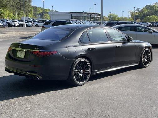 2025 Mercedes-Benz AMG S 63 E Base