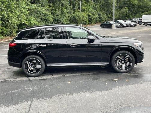 2025 Mercedes-Benz GLC 300 Base