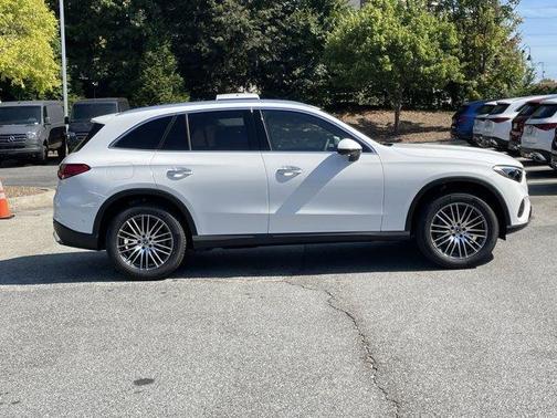2025 Mercedes-Benz GLC 300 Base