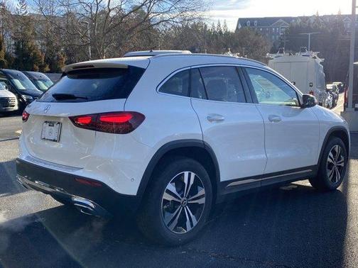 2025 Mercedes-Benz GLA 250 Base