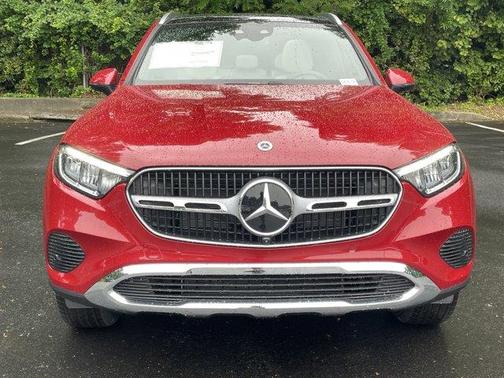 2025 Mercedes-Benz GLC 350e Base 4MATIC