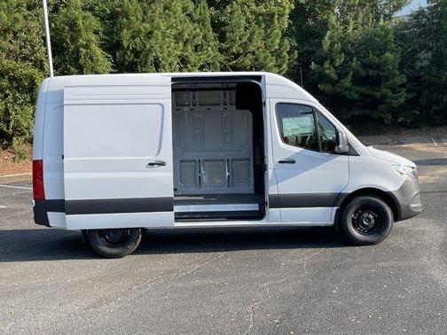 2025 Mercedes-Benz Sprinter 2500 Standard Roof